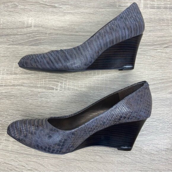 Sam & Libby Snake Print Wedge Heels Size 7.5 - Picture 6 of 12